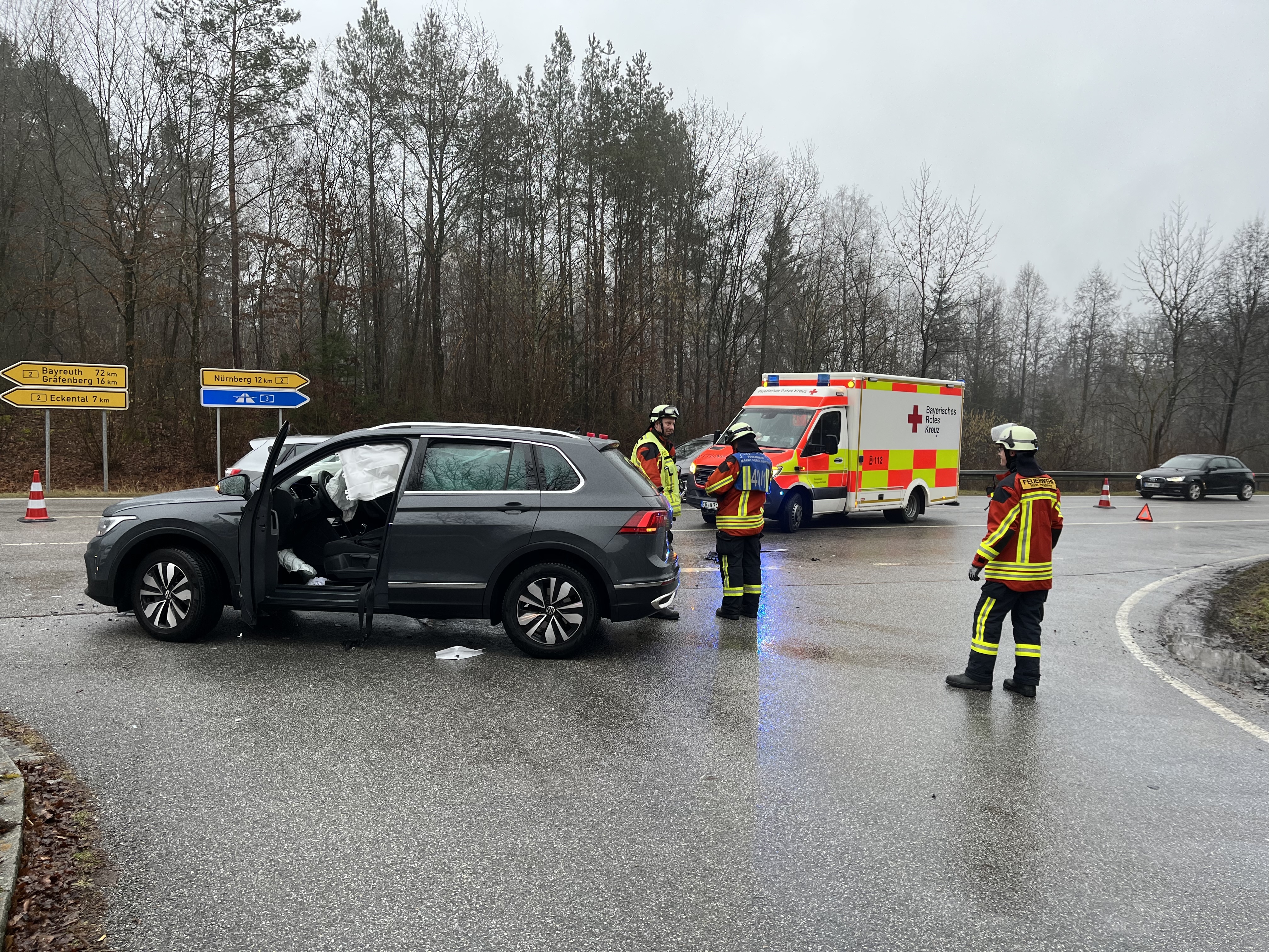 25-02-12 16-08-12 6948.jpg